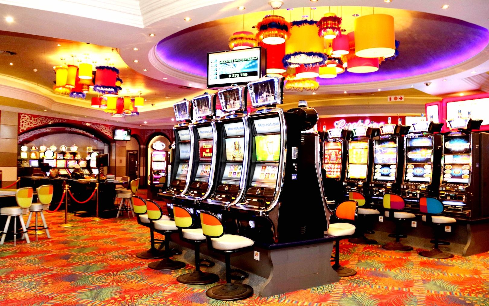 Canlı Casino Oyunları: Akıcı Bahis Rotaları